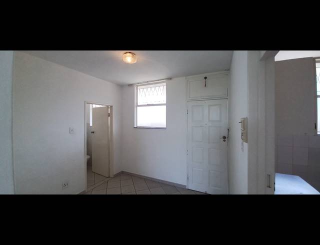 1.5 BEDROOM APARTMENT TO LET IN MORNINGSIDE